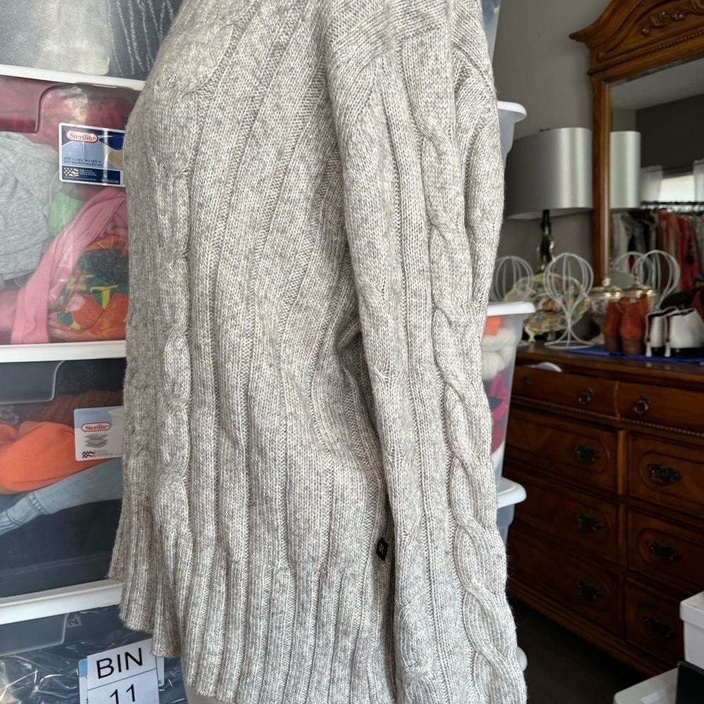 Heather Sweater - Picture 3 of 10